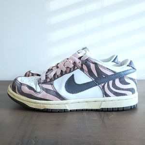 nike dunk daktari